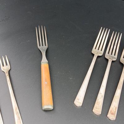 Vintage Forks of all sizes! - silverplate - double plate - Rogers - Holmes & Edwards & more