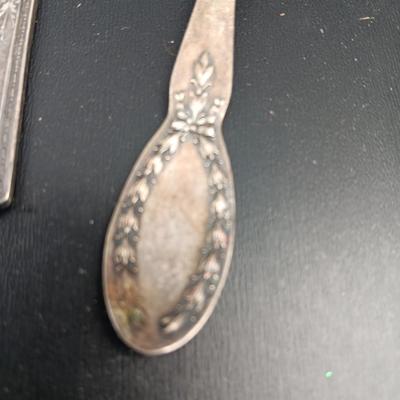 Vintage Butter knives of all sizes! - silverplate - double plate - Rogers - and more