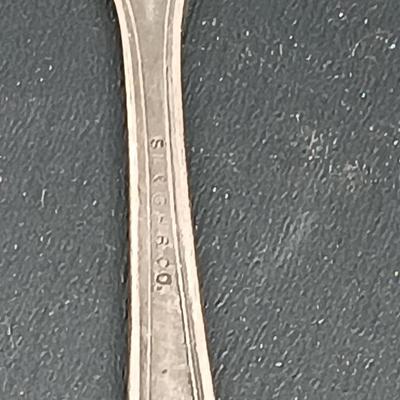 Vintage Butter knives of all sizes! - silverplate - double plate - Rogers - and more