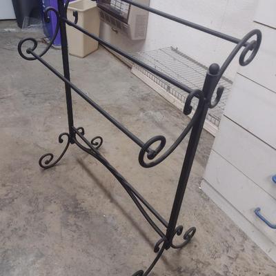Wrought Metal Quilt Rack
