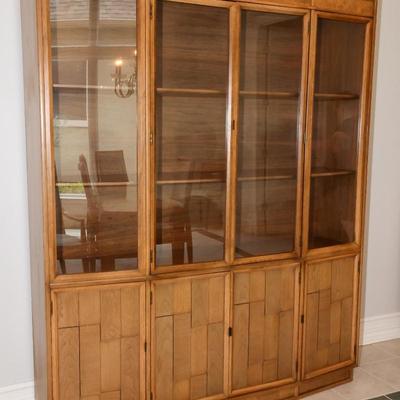 Lot 3: Mid Century Modern China cabinet Kroehler Brutalist style