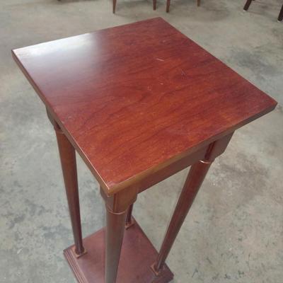 Cherry Wood Finish Fern Stand