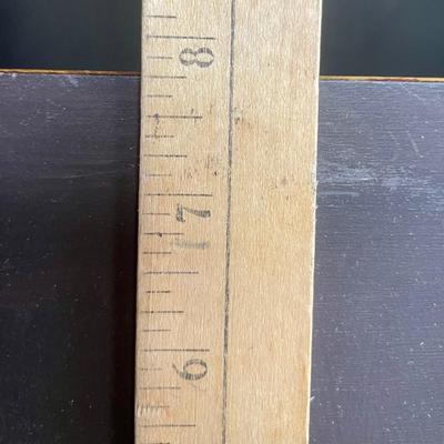 Small Wall-Mounted Display Shelf.