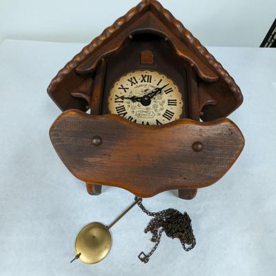 Vintage 8-Day New England Clock Co USA The American Cuckoo Clock No Weights