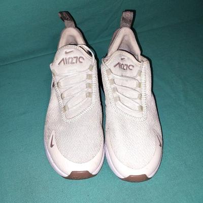 TWO LADIES NIKES SIZE 6 1/2