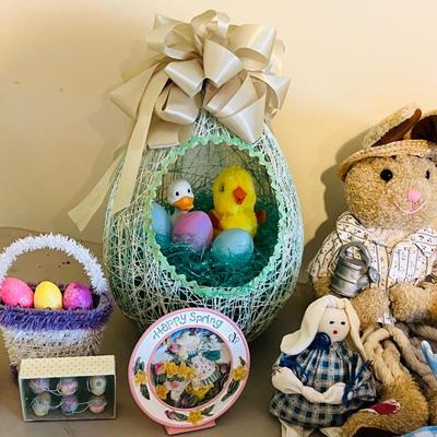 Easter Decor Table Deal