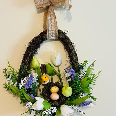 Easter Decor Table Deal