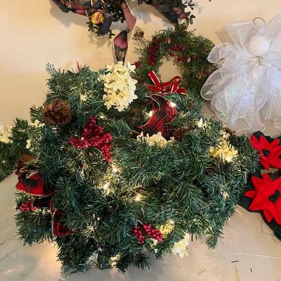 The Wreath Lot Table Deal