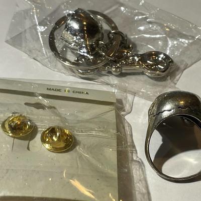 Vintage Motorcycle Fashion Jewelry Pin, Keychain, & Skull Ring Size 13.25 in Good Preowned Condition.