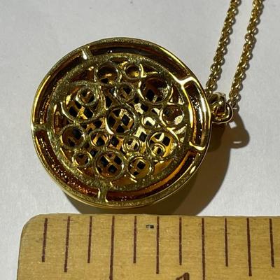 Vintage Never Worn Condition 18K Gold /Bronze Swarovski Crystal Pendant on a 18" Chain.
