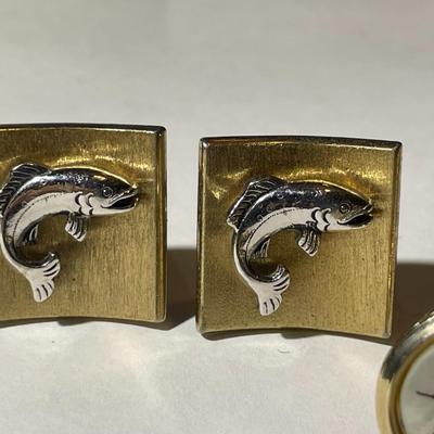 4-Vintage Pair of Fish & Game Cufflinks in VG Preowned Condition as Pictured.