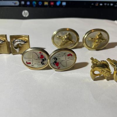 4-Vintage Pair of Fish & Game Cufflinks in VG Preowned Condition as Pictured.