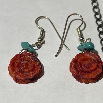Carolyn Pollack Sterling Silver 925 Turquoise Coral Rose Pendant Necklace 16-20" Adjustable in VG Preowned Condition.