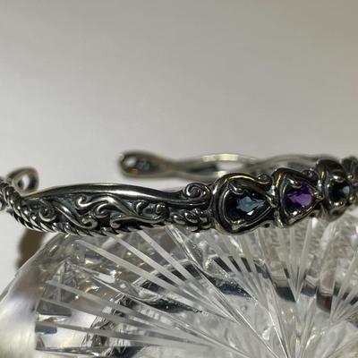 New Never Used CAROLYN POLLACK 925 Sterling Silver Amethyst Color & Blue Stone Swirl Cuff Bracelet Standard Size. (Jewelry #7).