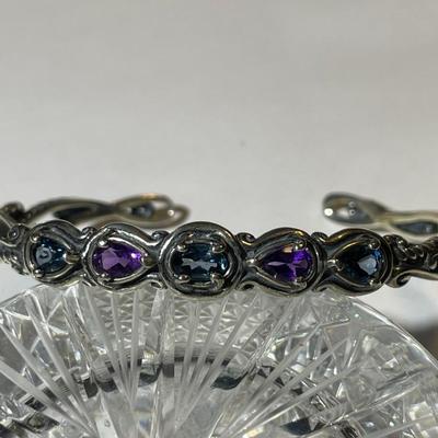 New Never Used CAROLYN POLLACK 925 Sterling Silver Amethyst Color & Blue Stone Swirl Cuff Bracelet Standard Size. (Jewelry #7).