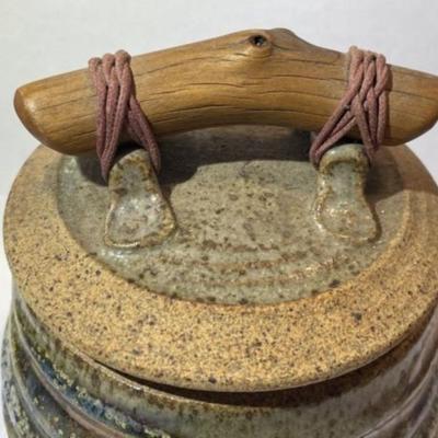 Vintage Signed FARGO Pottery Sugar Bowl with Wooden Handle 5.5" Tall in VG Preowned Condition.