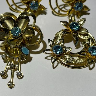 Vintage Mid-Century Gold-toned Lot of 2-Earring Sets & 2-Pins in Good Preowned Condition.