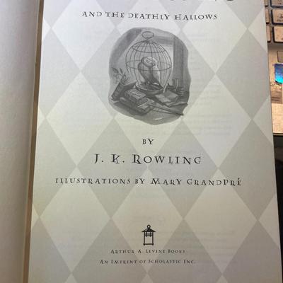 Harry Potter and the Deathly Hallows, 1st Edition 2007 by J. K. Rowling Hardcover in Fair-Good Condition as Pictured.