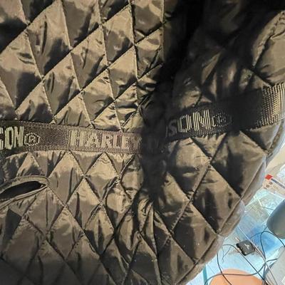 Harley Davidson Heavy XL Leather Motorcycle Jacket w/Zipper Lining in Newer Never Worn Condition.