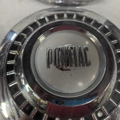1950's Pontiac Hubcaps