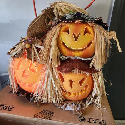 2 Halloween Decorations Tin Cat & Fiber Light Pumpkins