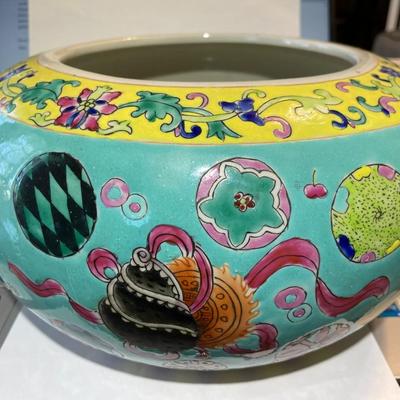 Antique Early Famille Rose Fish Bowl 11" Diameter & 6" Tall in VG Preowned Condition from an Estate.