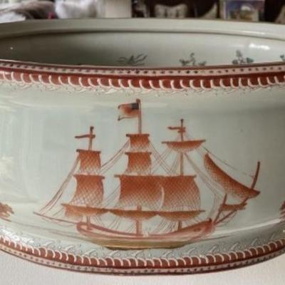 Vintage Chinese Signed Base Clipper Ship Footbath Basin 22" Handle to Handle, 14.25" Wide & 8.25" Tall in VG Preowned...