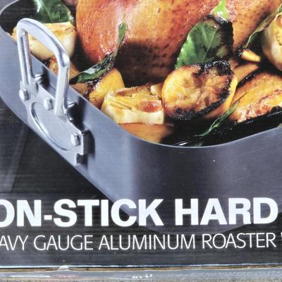 Denmark Pro Anodized Roaster with Rack