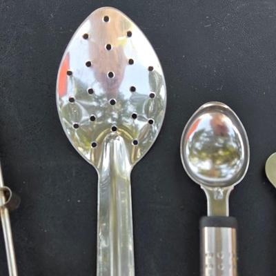 Mixed Lot of Utensils