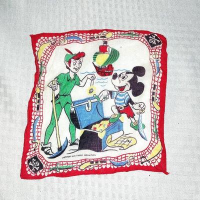 VINTAGE WALT DISNEY PRODUCTIONS HANKIE