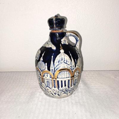MUSICAL PORCELAIN JUG DECANTER