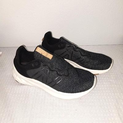 TWO MENS PAIR SHOES SIZE 9