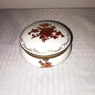 ANDREA TRINKET BOX AND SMALL PORCELAIN VASE- GERMANY