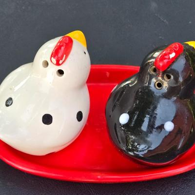 Ceramic Chicken Salt and Pepper Shakers