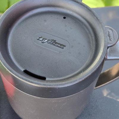(2) Portable Coffee Mugs
