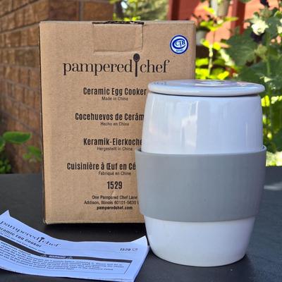 Pampered Chef Ceramic Egg Cooker