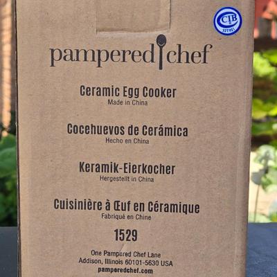 Pampered Chef Ceramic Egg Cooker