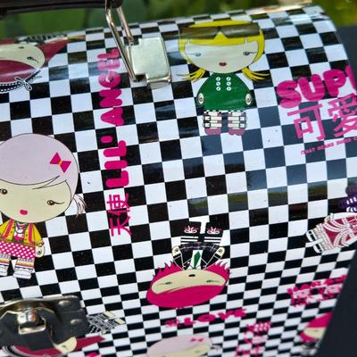 Vintage Harajuku Metal Lunch Box