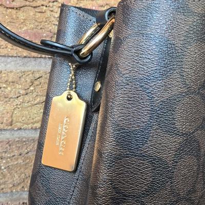 COACH New York Signature Bag with Gold Tag
