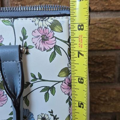 New Nine West Floral Purse