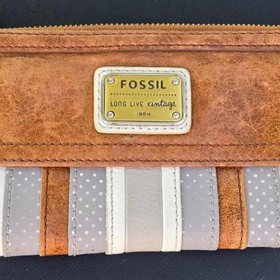 FOSSIL Leather Wallet