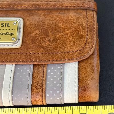 FOSSIL Leather Wallet