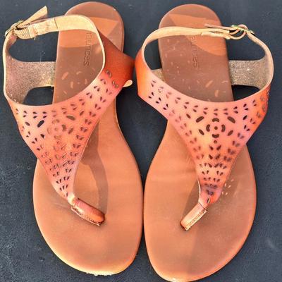 (2) Pairs of Sandals