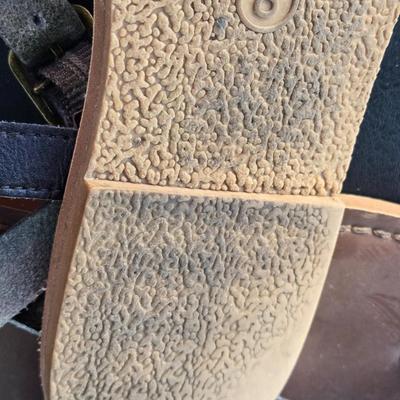 (2) Pairs of Sandals