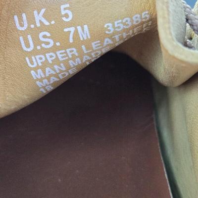 Clarks Wallabees Boots
