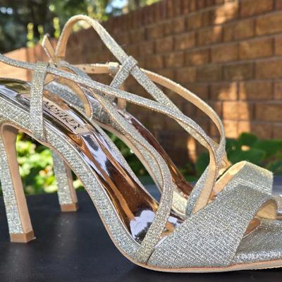 Badgley Mischka Gold Heels with Dust Bag