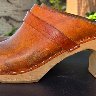 Swedish Hasbeens Toffel Brown Leather Clogs