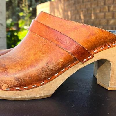 Swedish Hasbeens Toffel Brown Leather Clogs