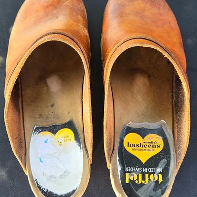 Swedish Hasbeens Toffel Brown Leather Clogs