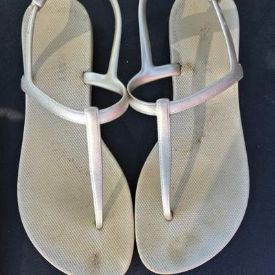 (2) Pairs of Sandals